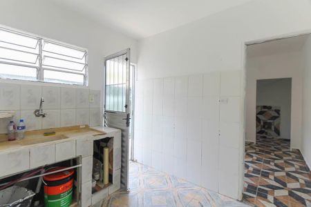 Casa para alugar com 45m², 1 quarto e sem vaga
