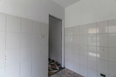 Casa para alugar com 45m², 1 quarto e sem vaga