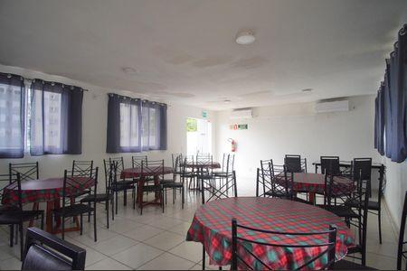 Apartamento para alugar com 54m², 2 quartos e 1 vagaÁrea comum - Salão de festas