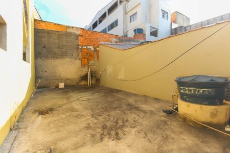 Casa para alugar com 140m², 1 quarto e 1 vagaQuintal