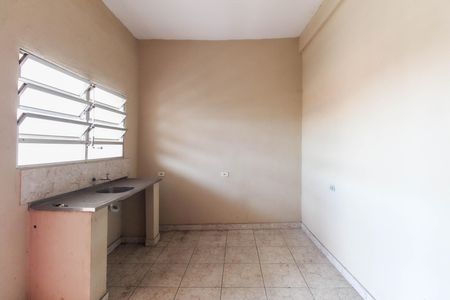 Cozinha de casa para alugar com 1 quarto, 140m² em Chácara Coqueiro, Itaquaquecetuba