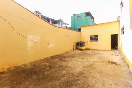 Casa para alugar com 140m², 1 quarto e 1 vagaQuintal
