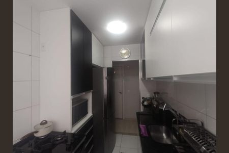 Foto 08 de apartamento à venda com 2 quartos, 48m² em Chácaras Califórnia, Contagem