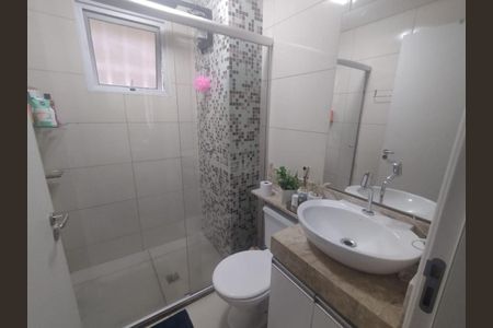 Foto 05 de apartamento à venda com 2 quartos, 48m² em Chácaras Califórnia, Contagem