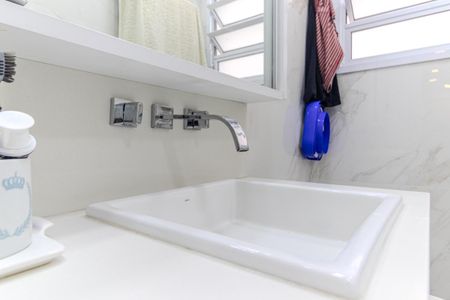 Apartamento à venda com 208m², 3 quartos e 2 vagasBanheiro da Suíte 2
