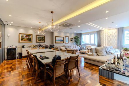 Apartamento à venda com 208m², 3 quartos e 2 vagasSala