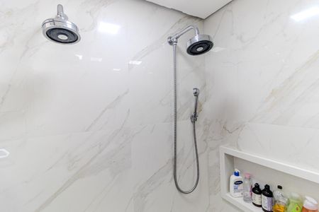 Apartamento à venda com 208m², 3 quartos e 2 vagasBanheiro da Suíte 3