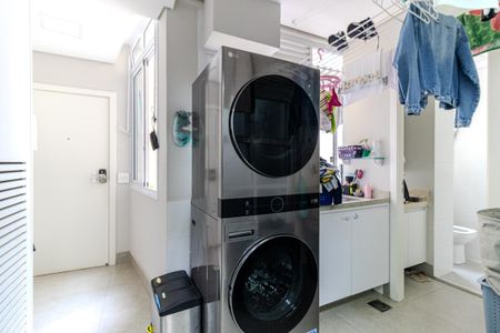 Apartamento à venda com 208m², 3 quartos e 2 vagasÁrea de Serviço