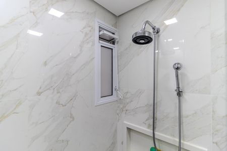 Apartamento à venda com 208m², 3 quartos e 2 vagasBanheiro da Suíte 1