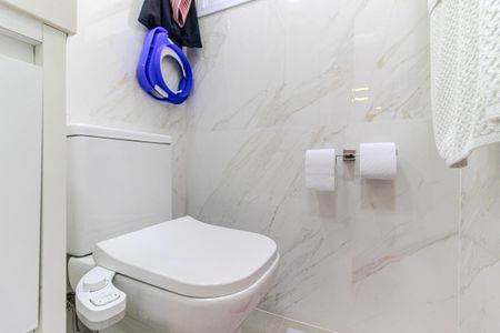 Apartamento à venda com 208m², 3 quartos e 2 vagasBanheiro da Suíte 2