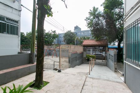 Apartamento para alugar com 50m², 2 quartos e 1 vagaÁrea comum - Entrada 