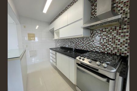 Apartamento para alugar com 85m², 3 quartos e 2 vagas Apartamento para alugar com 85m², 3 quartos e 2 vagasCozinha e Área de Serviço