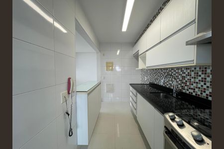Apartamento para alugar com 85m², 3 quartos e 2 vagas Apartamento para alugar com 85m², 3 quartos e 2 vagasCozinha e Área de Serviço
