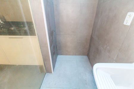 Casa de condomínio à venda com 51m², 2 quartos e 1 vagaÁrea de Serviço