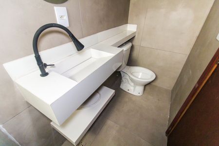 Casa de condomínio à venda com 51m², 2 quartos e 1 vagaBanheiro