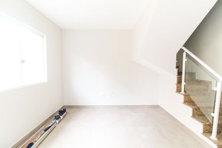 Casa de condomínio à venda com 51m², 2 quartos e 1 vagaSala