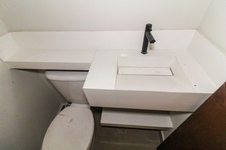 Casa de condomínio à venda com 51m², 2 quartos e 1 vagaLavabo