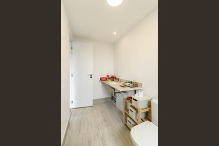 Apartamento à venda com 112m², 2 quartos e 2 vagas Apartamento à venda com 112m², 2 quartos e 2 vagasBanheiro da Suíte 2