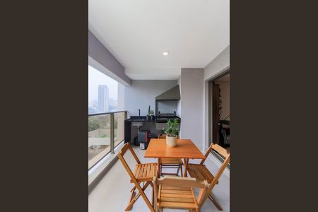 Apartamento à venda com 112m², 2 quartos e 2 vagas Apartamento à venda com 112m², 2 quartos e 2 vagasVaranda Gourmet
