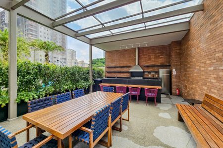 Apartamento à venda com 112m², 2 quartos e 2 vagas Apartamento à venda com 112m², 2 quartos e 2 vagasÁrea comum - Churrasqueira