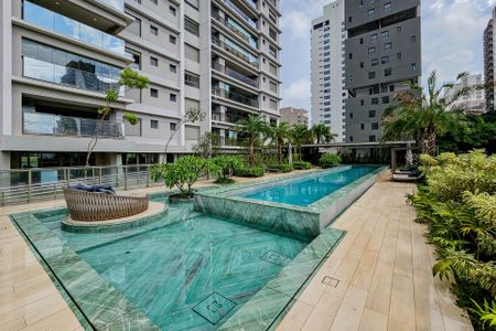 Apartamento à venda com 112m², 2 quartos e 2 vagas Apartamento à venda com 112m², 2 quartos e 2 vagasÁrea comum - Piscina