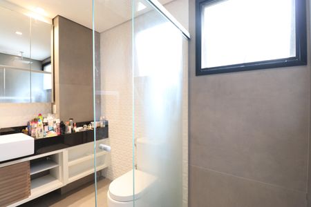 Apartamento à venda com 187m², 3 quartos e 4 vagasBanheiro da Suíte 3