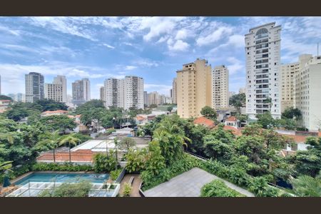 Apartamento à venda com 187m², 3 quartos e 4 vagasVista