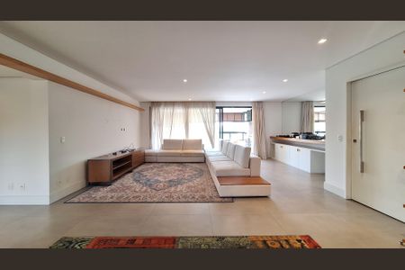 Apartamento à venda com 187m², 3 quartos e 4 vagasDetalhe