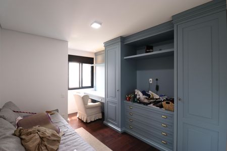 Apartamento à venda com 187m², 3 quartos e 4 vagasSuíte 1