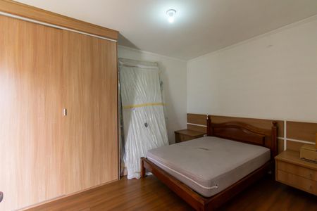 Casa à venda com 190m², 5 quartos e 5 vagas Casa à venda com 190m², 5 quartos e 5 vagasEdícula - Suíte