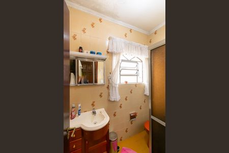 Casa à venda com 190m², 5 quartos e 5 vagas Casa à venda com 190m², 5 quartos e 5 vagasBanheiro da Suíte