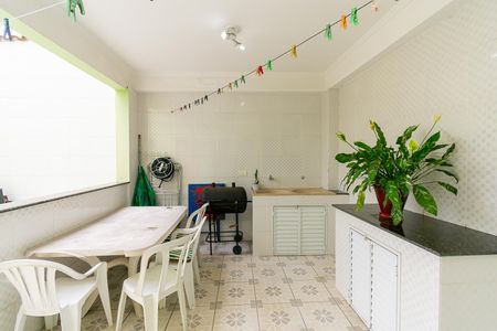 Casa à venda com 190m², 5 quartos e 5 vagas Casa à venda com 190m², 5 quartos e 5 vagasÁrea de Serviço