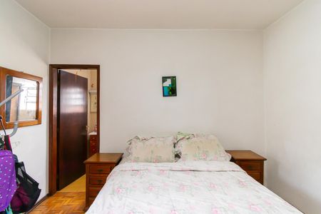 Casa à venda com 190m², 5 quartos e 5 vagas Casa à venda com 190m², 5 quartos e 5 vagasSuíte