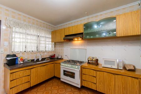 Casa à venda com 190m², 5 quartos e 5 vagas Casa à venda com 190m², 5 quartos e 5 vagasCozinha