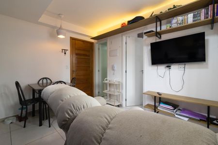 Sala/Cozinha e Área de Serviço de apartamento para alugar com 1 quarto, 34m² em Tremembé, São Paulo