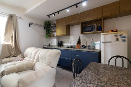 Sala/Cozinha e Área de Serviço de apartamento para alugar com 1 quarto, 34m² em Tremembé, São Paulo