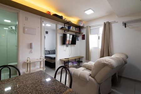 Sala/Cozinha e Área de Serviço de apartamento para alugar com 1 quarto, 34m² em Tremembé, São Paulo