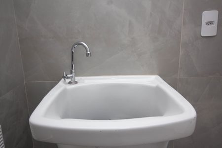 Apartamento para alugar com 34m², 2 quartos e sem vaga Apartamento para alugar com 34m², 2 quartos e sem vagaÁrea de Serviço