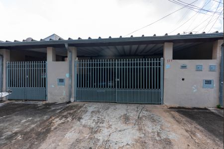 Casa à venda com 257m², 2 quartos e 3 vagasFachada