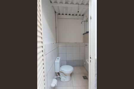 Casa à venda com 257m², 2 quartos e 3 vagasBanheiro de serviço