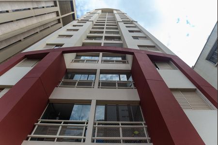 Apartamento à venda com 58m², 2 quartos e 1 vagaFachada