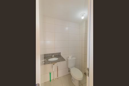 Apartamento à venda com 47m², 2 quartos e 1 vaga Apartamento à venda com 47m², 2 quartos e 1 vagaBanheiro