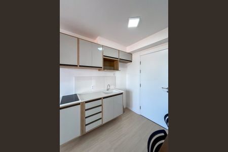Cozinha de kitnet/studio para alugar com 1 quarto, 20m² em Vila Santo Estefano, São Paulo