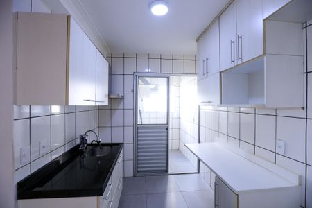 Apartamento à venda com 60m², 2 quartos e 1 vaga Apartamento à venda com 60m², 2 quartos e 1 vagaCozinha