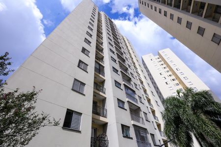 Apartamento à venda com 60m², 2 quartos e 1 vaga Apartamento à venda com 60m², 2 quartos e 1 vagaFachada do bloco