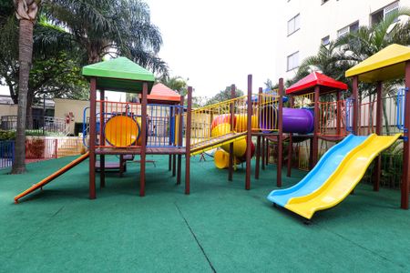 Apartamento à venda com 60m², 2 quartos e 1 vaga Apartamento à venda com 60m², 2 quartos e 1 vagaPlayground