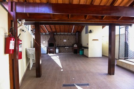 Apartamento à venda com 60m², 2 quartos e 1 vaga Apartamento à venda com 60m², 2 quartos e 1 vagaÁrea comum - Churrasqueira
