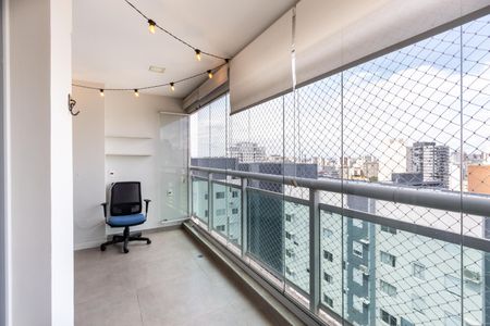Apartamento para alugar com 33m², 1 quarto e 1 vaga Apartamento para alugar com 33m², 1 quarto e 1 vagaVaranda