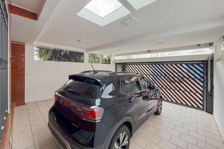 Casa à venda com 150m², 4 quartos e 2 vagasGaragem
