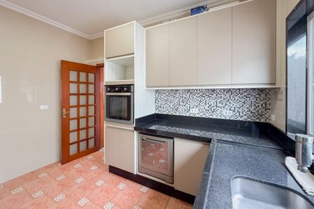 Casa à venda com 150m², 4 quartos e 2 vagasCozinha
